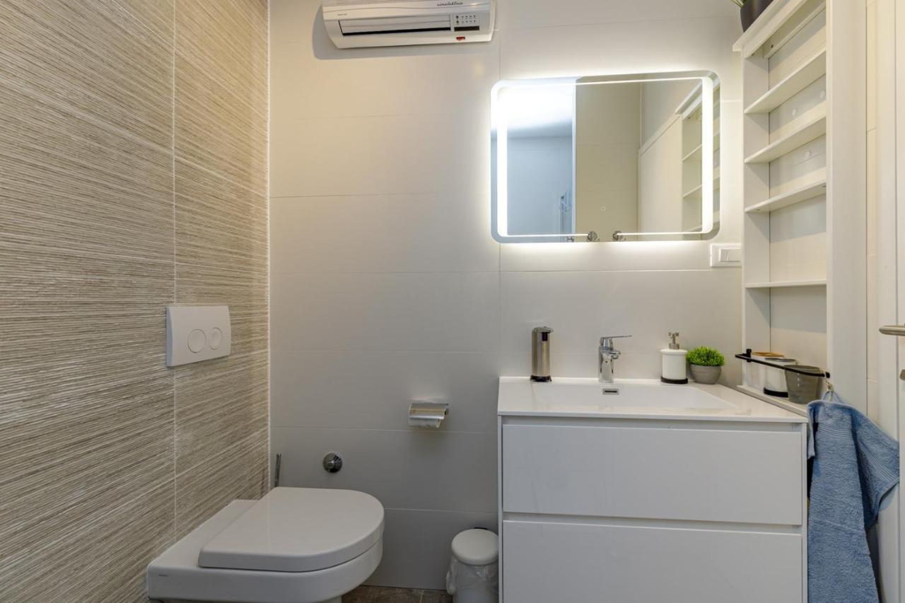 Sabena Apartment With Private Whirlpool Porec Esterno foto