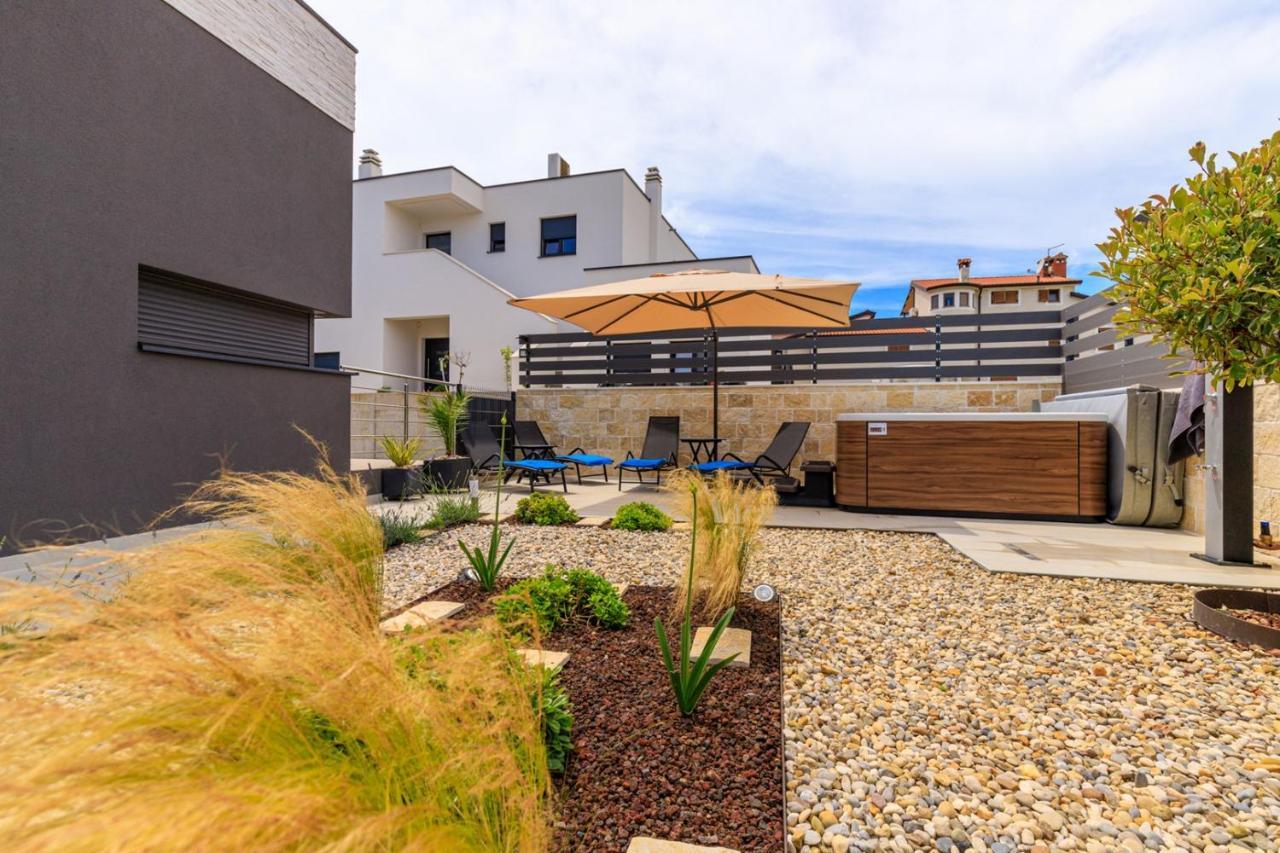 Sabena Apartment With Private Whirlpool Porec Esterno foto